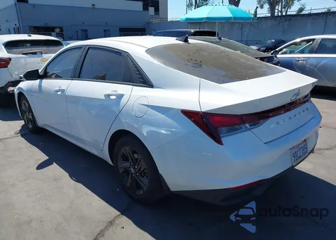 2022 Hyundai Elantra Sel z USA, uszkodzony, nr VIN 5NPLS4AG7NH080112